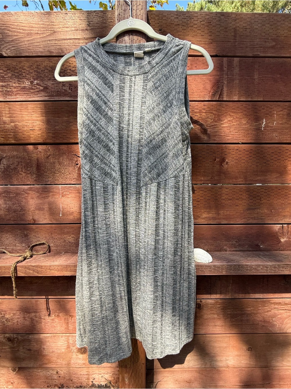 GAP Sleeveless Gray Ribbed Knit Dress